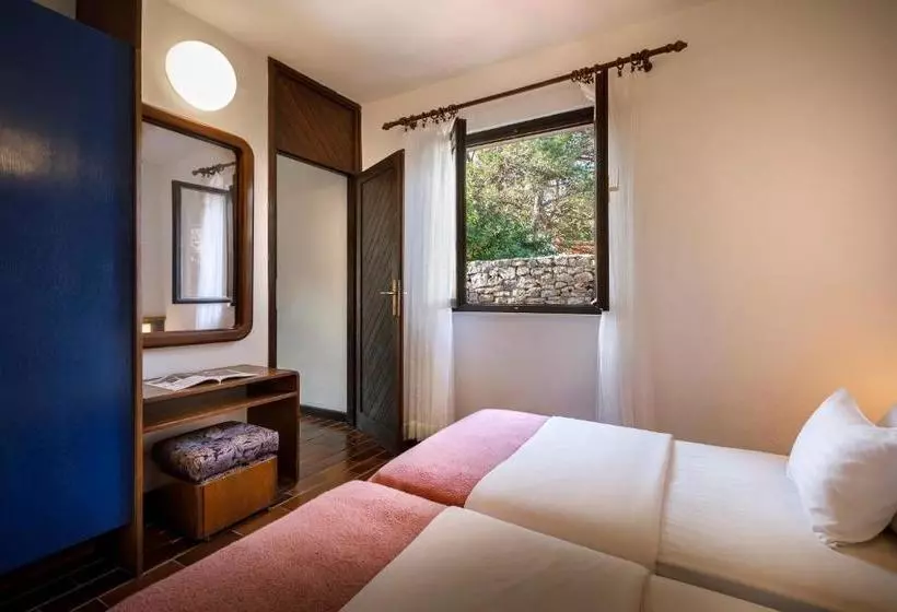 Trim Sunny Apartments By Valamar