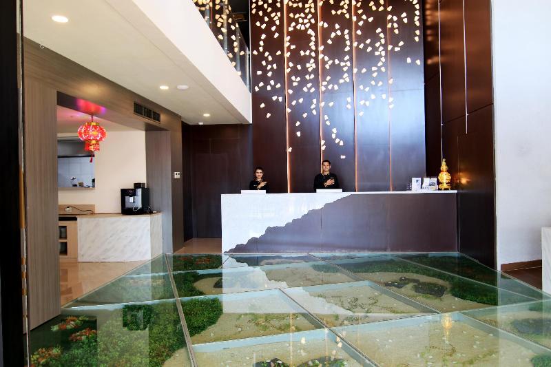 Aveon Hotel Yogyakarta By Daphna International