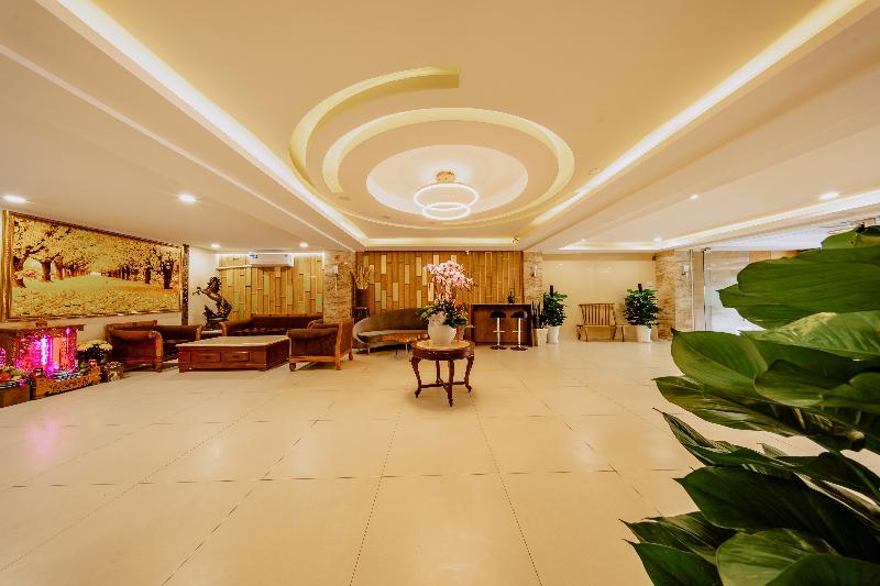 هتل Happy Life Green