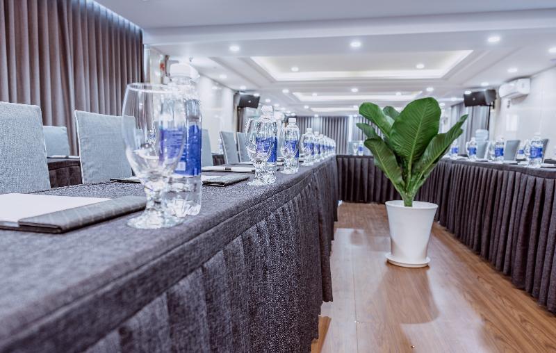 هتل Happy Life Green