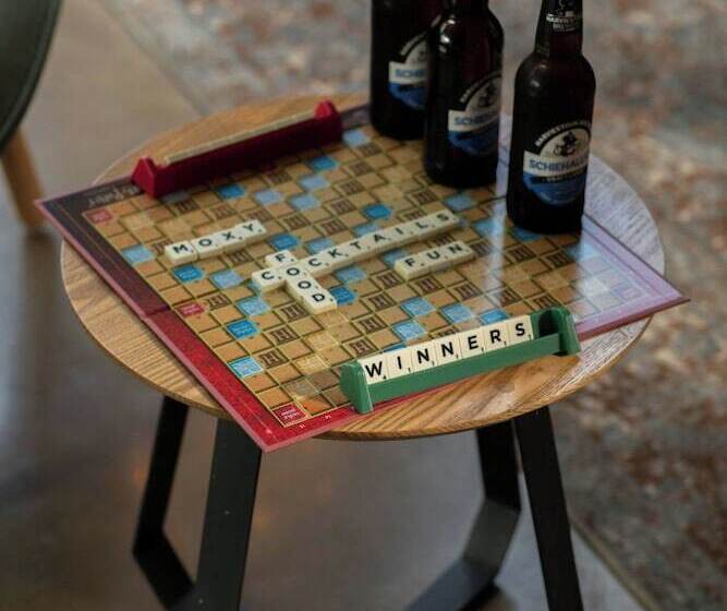 هتل Moxy Edinburgh Fountainbridge