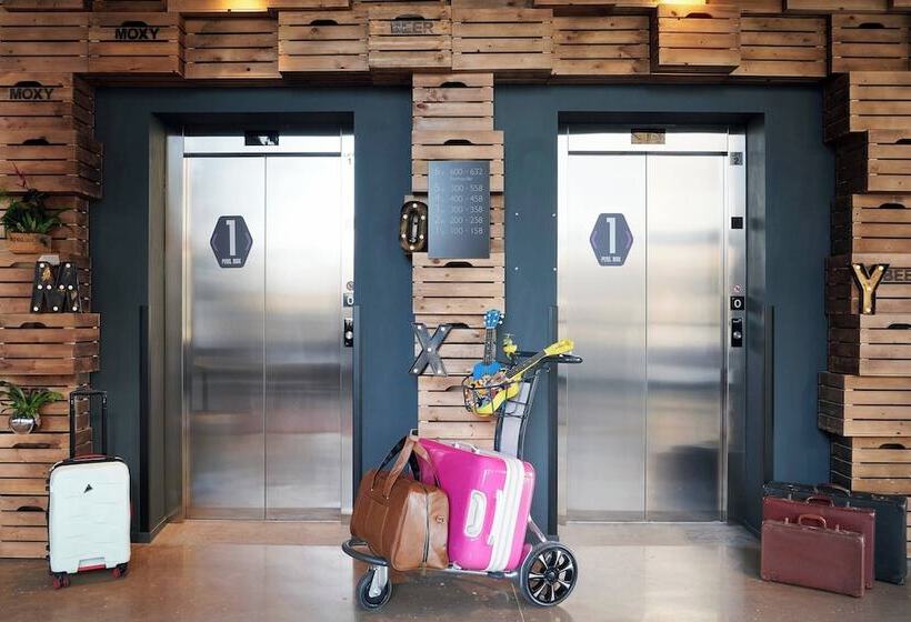 هتل Moxy Edinburgh Fountainbridge