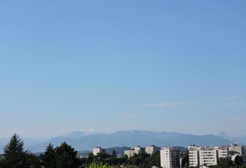 Appart Hotel Victoria Garden Pau