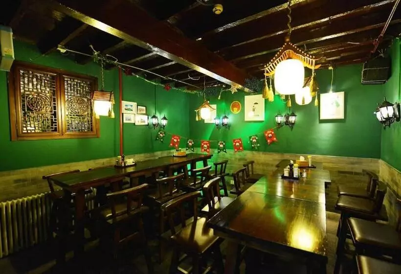 Happy Dragon Alley Hotel In The City Center With Big Window&free Coffe Laundry Fluent English Speaki