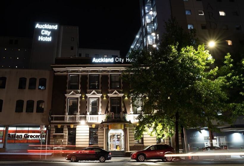 Auckland City Hotel   Hobson St