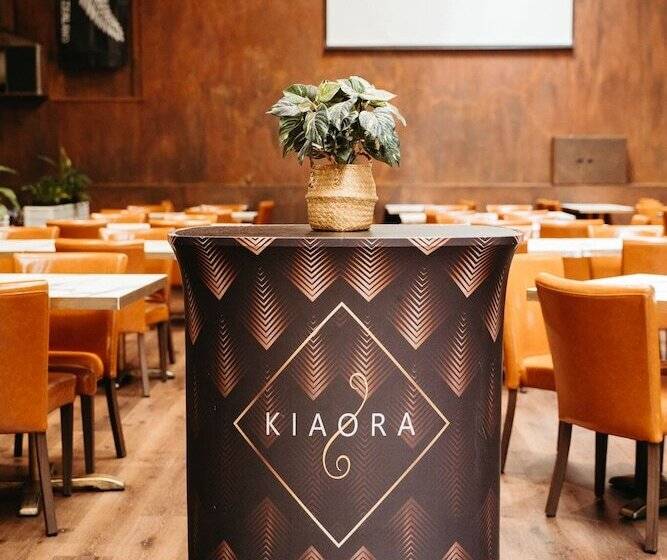 Auckland City Hotel   Hobson St