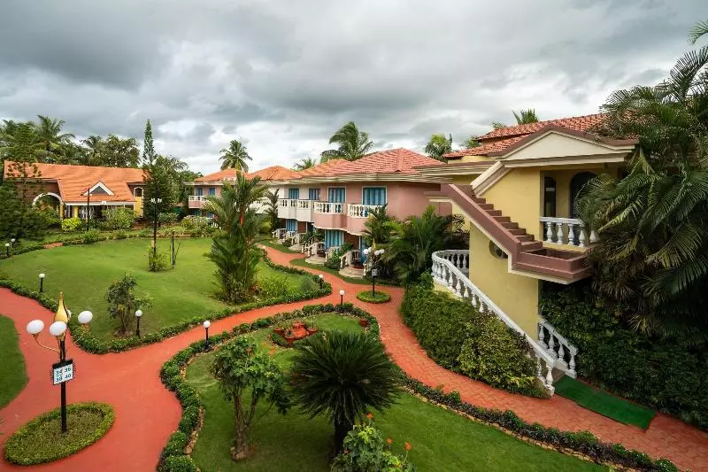 ホテル Coconut Grove Beach Resort