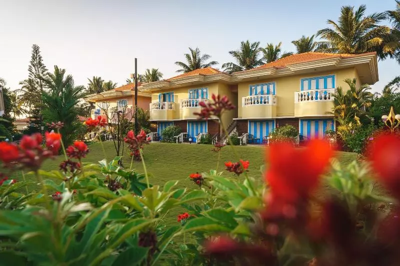 ホテル Coconut Grove Beach Resort