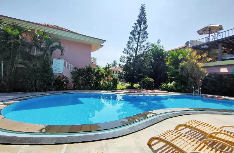 ホテル Coconut Grove Beach Resort