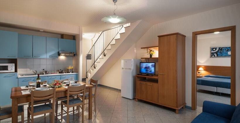 בית מלון כפרי Continental Resort