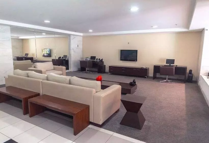Отель Iguatemi Business & Flat By Avectur