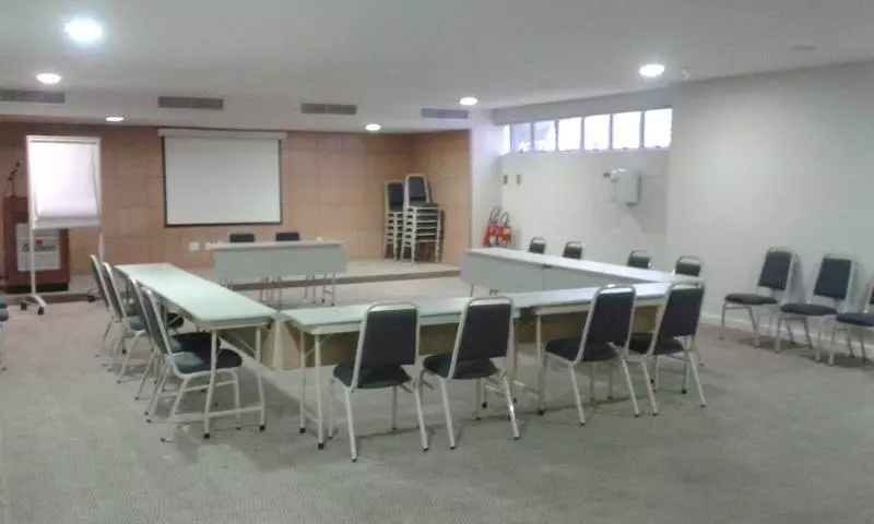 Отель Iguatemi Business & Flat By Avectur