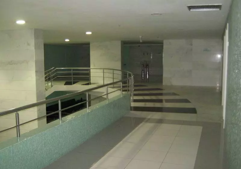 Отель Iguatemi Business & Flat By Avectur