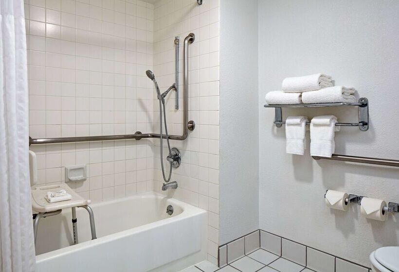 فندق La Quinta By Wyndham Thousand Oaks Newbury Park