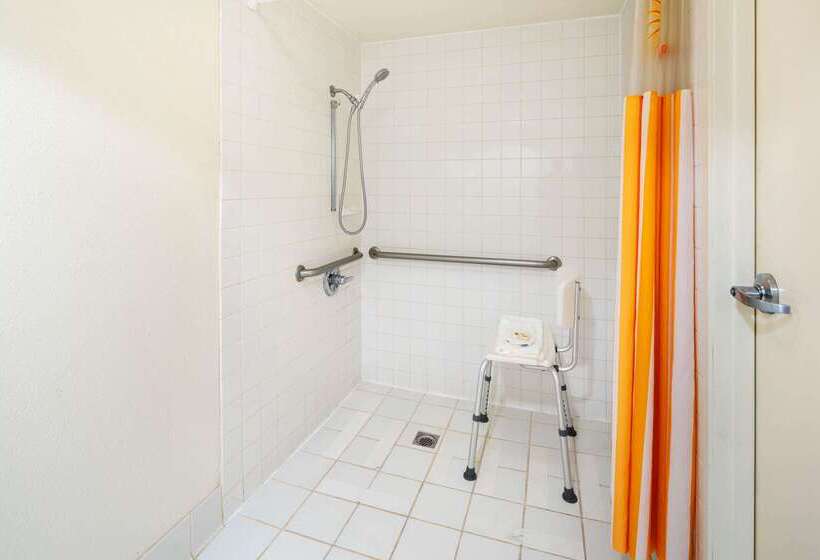 فندق La Quinta By Wyndham Thousand Oaks Newbury Park