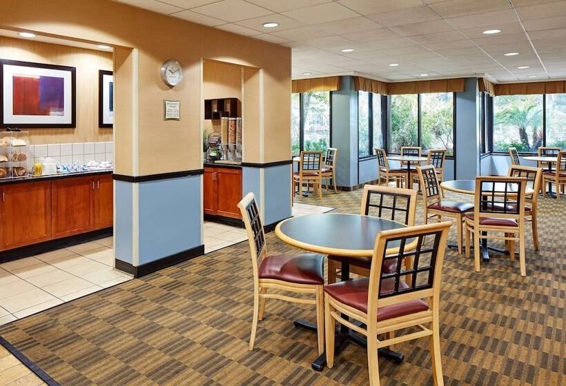 فندق La Quinta By Wyndham Thousand Oaks Newbury Park