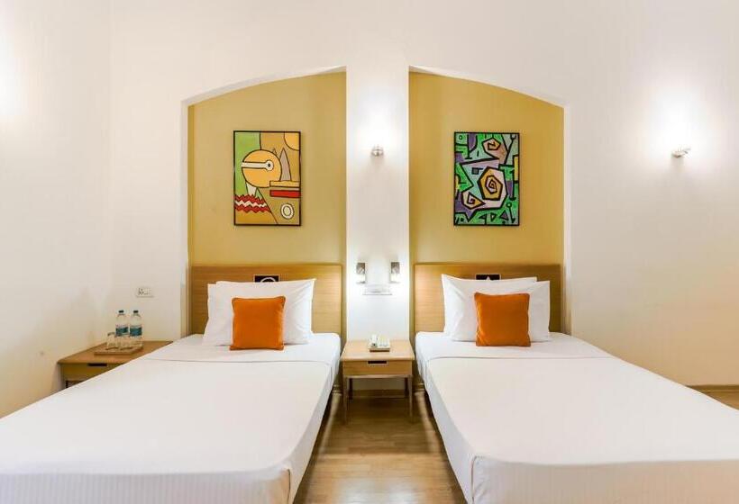 Lemon Tree Hotel, East Delhi Mall, Kaushambi