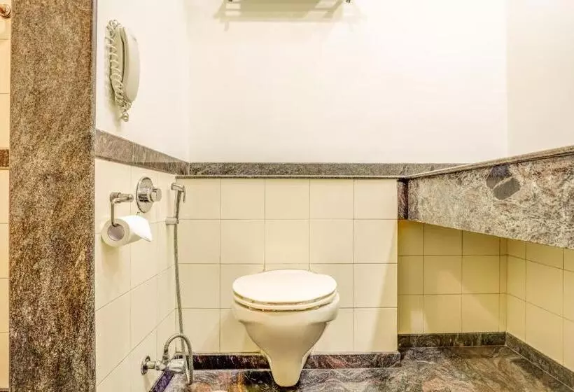 Lemon Tree Hotel, East Delhi Mall, Kaushambi