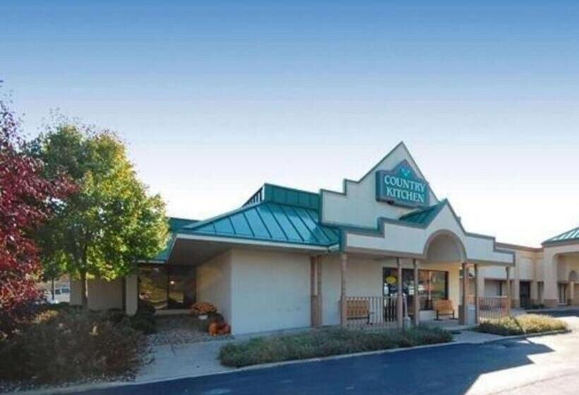 Отель Quality Inn & Suites