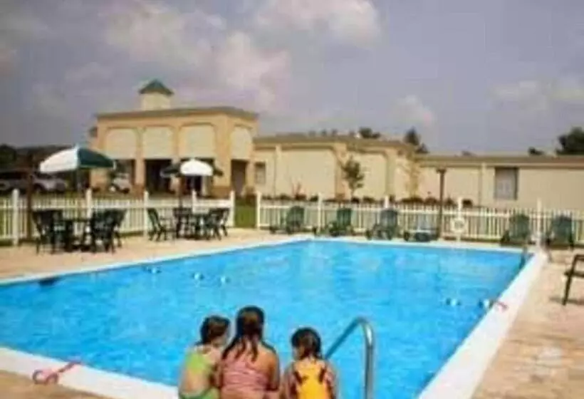 酒店 Quality Inn & Suites