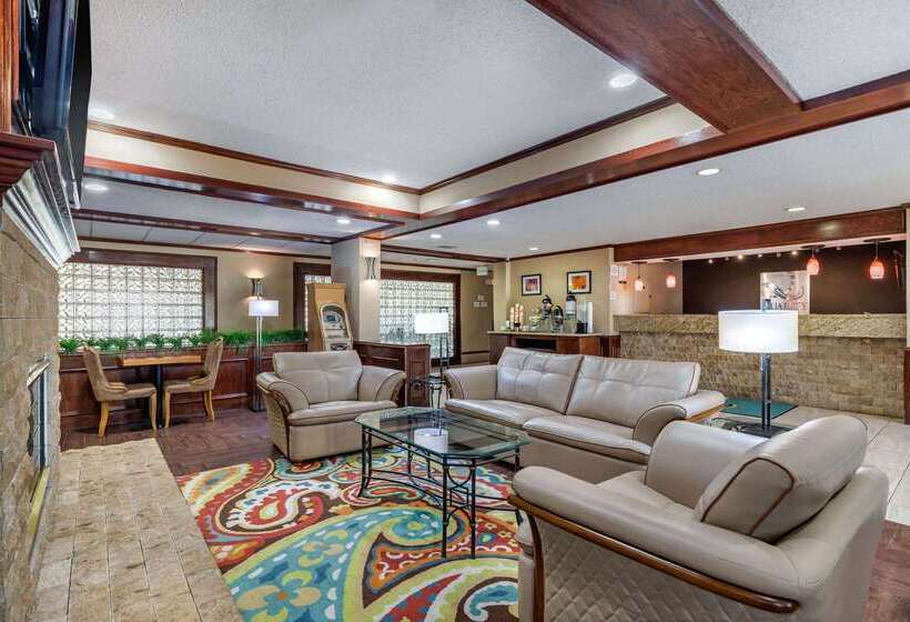 فندق Quality Suites Addisondallas