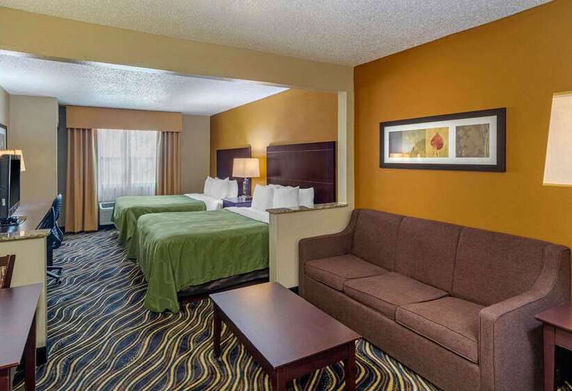 فندق Quality Suites Addisondallas