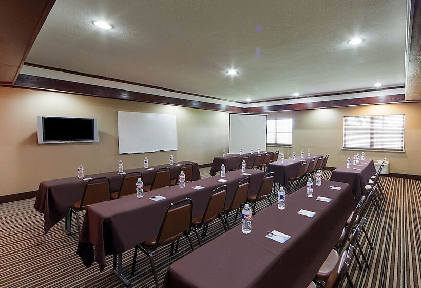 فندق Quality Suites Addisondallas