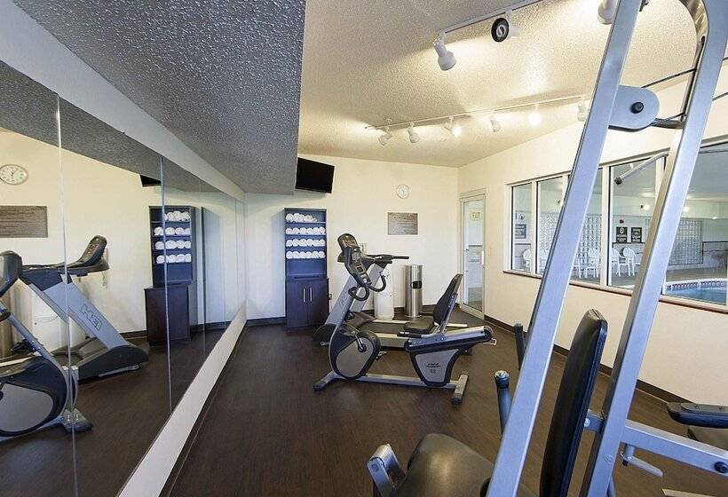 فندق Quality Suites Addisondallas