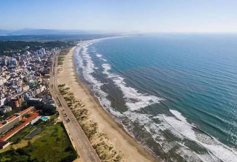 Отель Ravena Cassino