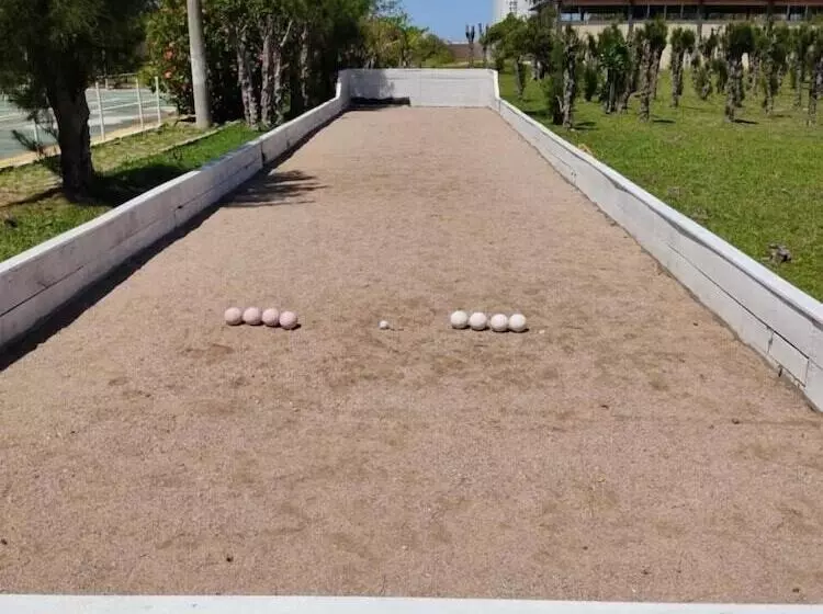 Отель Ravena Cassino