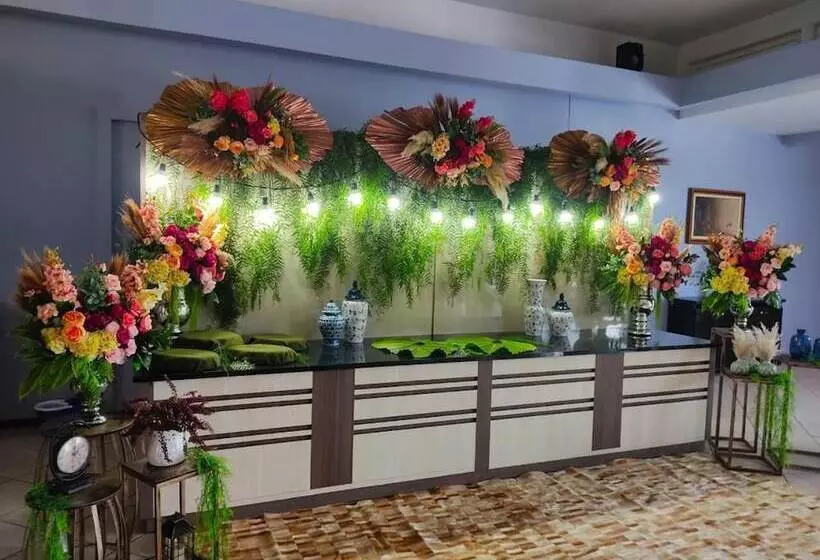 Отель Ravena Cassino