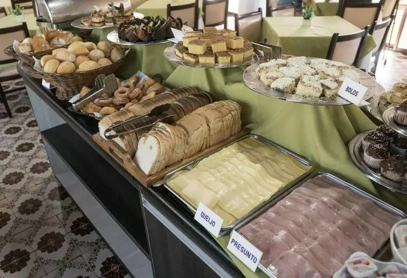 Отель Ravena Cassino