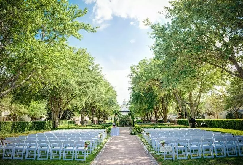 Hotel Reunion Resort & Golf Club