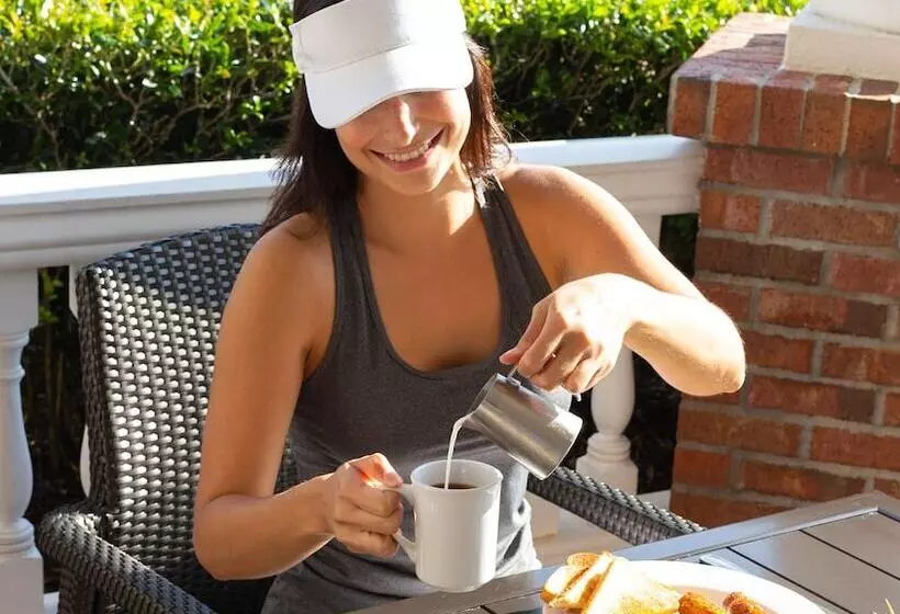 Hotel Reunion Resort & Golf Club