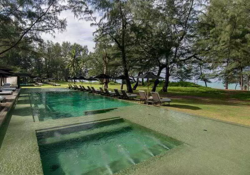 호텔 Sala Phuket Mai Khao Beach Resort