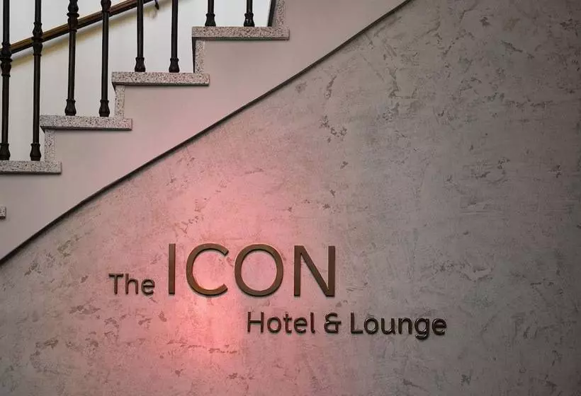 The Icon Hotel & Lounge