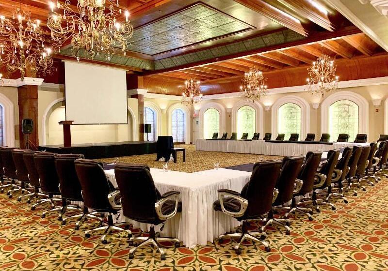 هتل Marriott Torreon