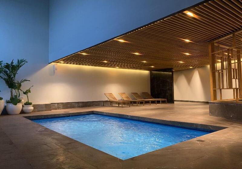 هتل Marriott Torreon