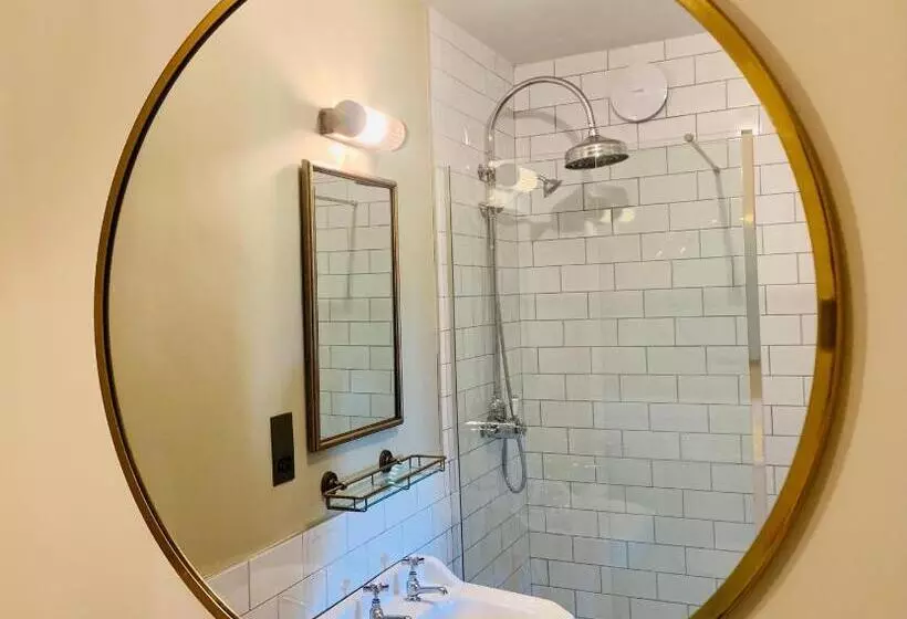 Hotel Wild Honey Inn