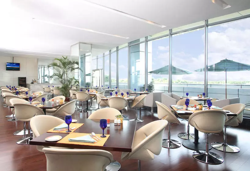 Mercure Suzhou Park Hotel & Suites