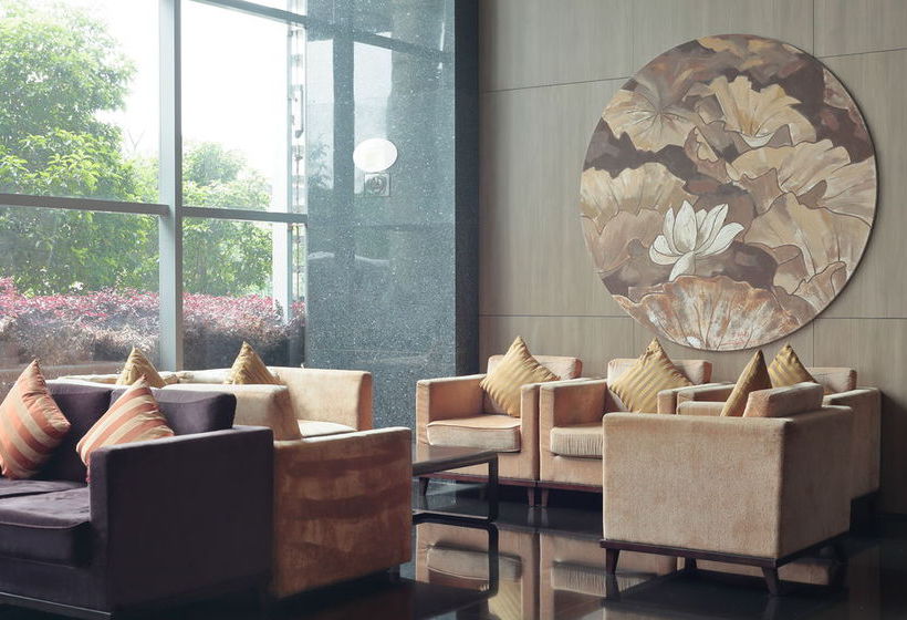 Mercure Suzhou Park Hotel & Suites