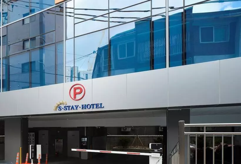 هتل S Stay