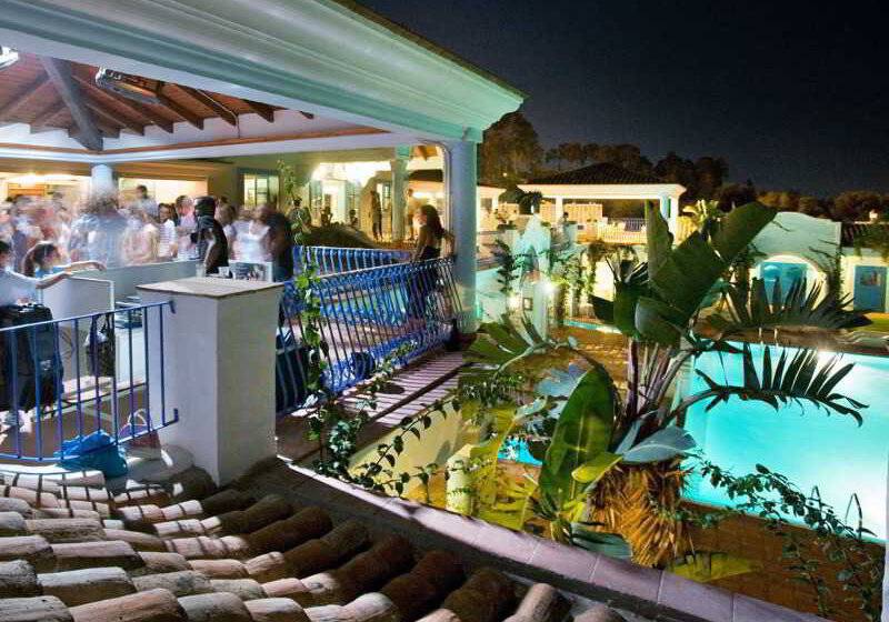 Arbatax Park Resort, Telis