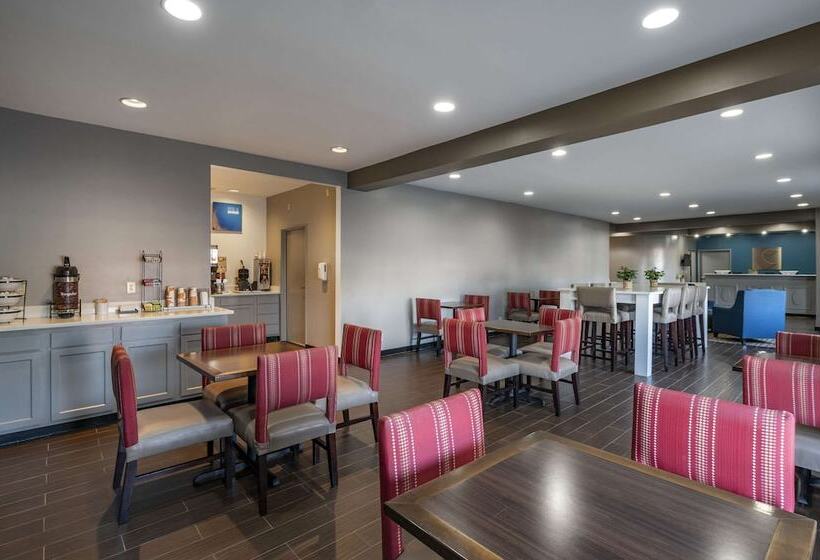 هتل Comfort Inn Airport