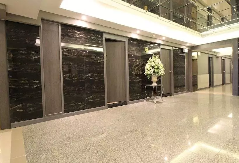 هتل Convenient Park Bangkok