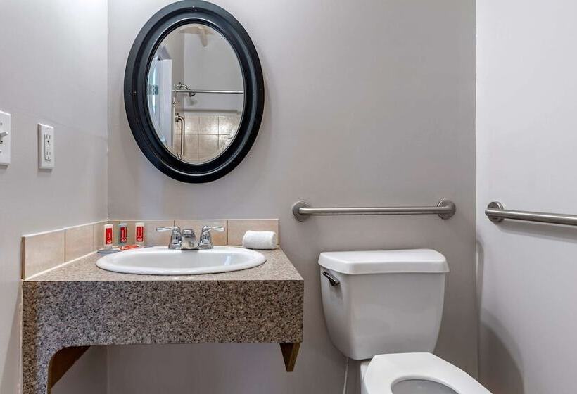 فندق Econo Lodge