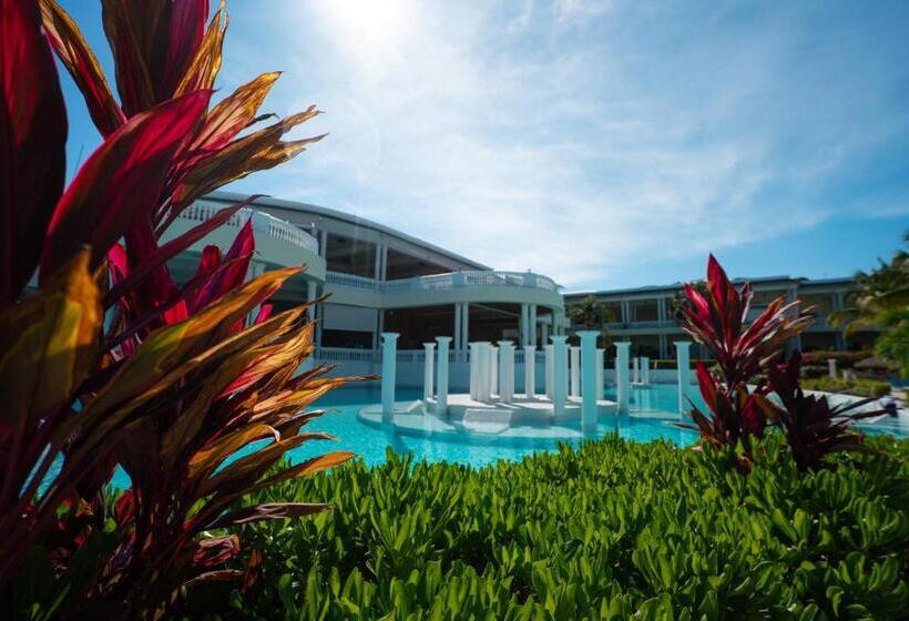 Grand Palladium Jamaica Resort & Spa - All Inclusive