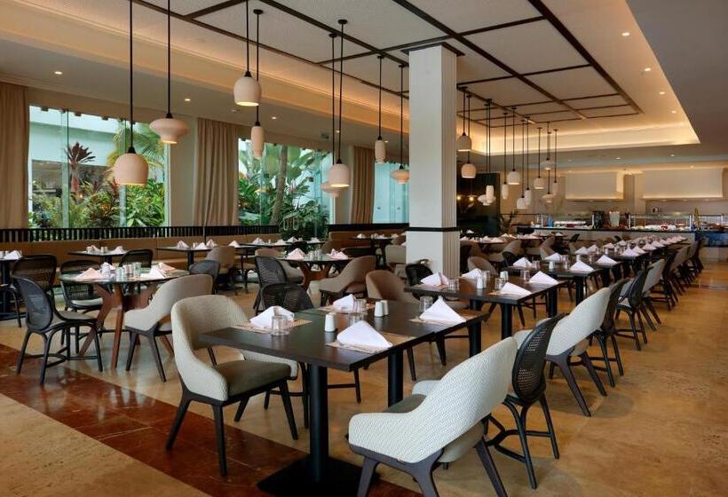 Grand Palladium Jamaica Resort & Spa - All Inclusive