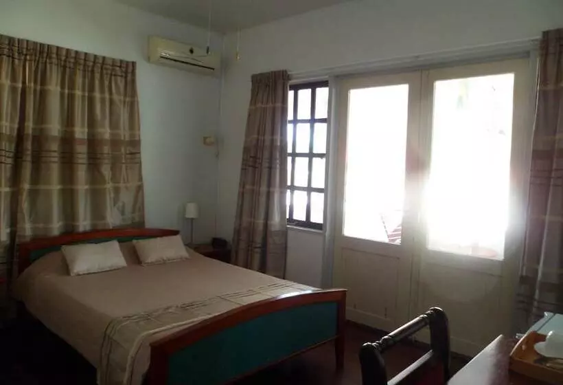 هتل Guesthouse Amice