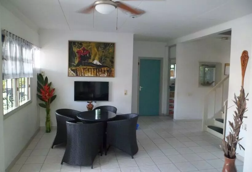 هتل Guesthouse Amice